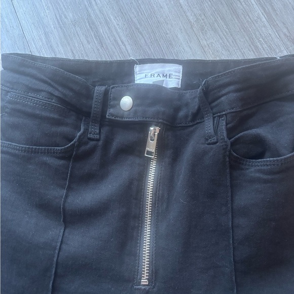 Like new Frame Denim Black Jeans. Size 27 - Picture 2 of 5